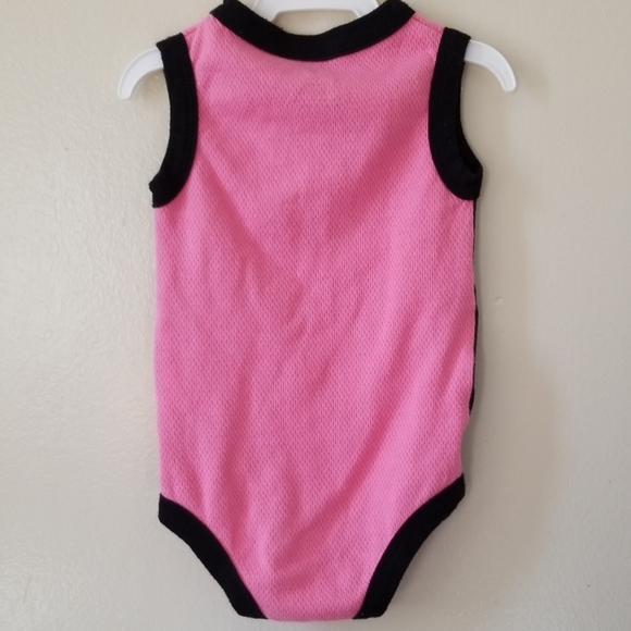 Jordan 23 onsie - Picture 2 of 4